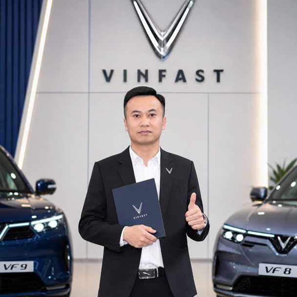 tùng vinfast thăng long